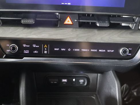Used 2024 Kia Sportage X-Line AWD/4WD image 45