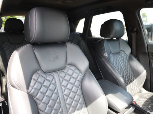 Used 2021 Audi SQ5 Premium Plus w/ Premium Plus Package AWD/4WD image 18