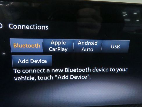 New 2025 Nissan Kicks SR w/ SR Premium Package image 24