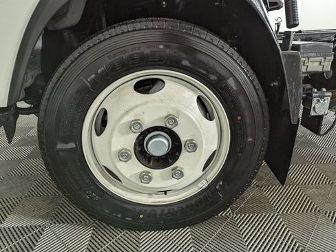 New 2024 Chevrolet Low Cab Forward 5500XD image 9