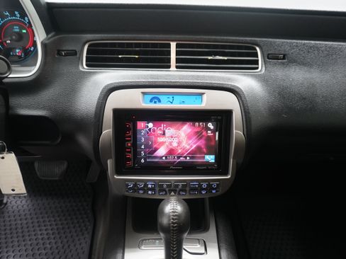 Used 2010 Chevrolet Camaro SS w/ Black Stripe Package RWD image 20
