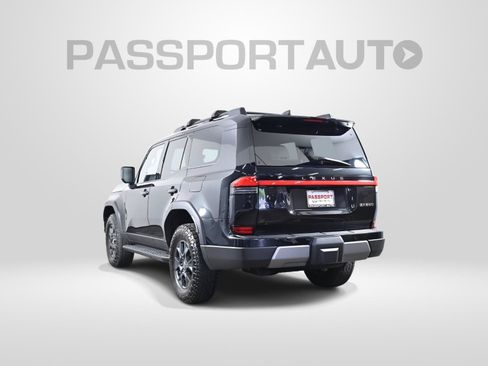Used 2024 Lexus GX 550 AWD/4WD image 4