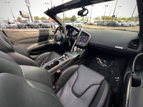 Used 2014 Audi R8 V10 image 20