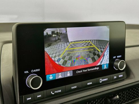 Used 2025 Honda CR-V Sport image 13