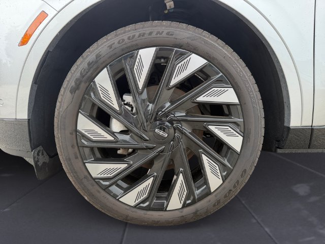 Used 2024 Lincoln Nautilus Reserve w/ Jet Appearance Package (87T) AWD/4WD image 14