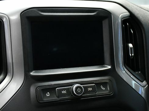 Used 2020 Chevrolet Silverado 1500 W/T image 22