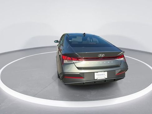 New 2026 Hyundai Elantra SE image 7