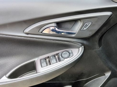 Used 2022 Chevrolet Malibu LT FWD image 14