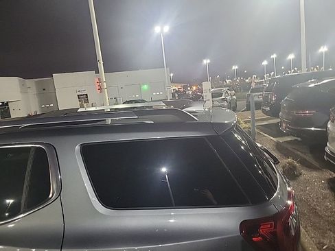 Used 2020 GMC Acadia Denali w/ Trailering Package image 16