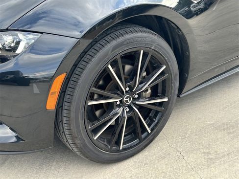 Used 2024 MAZDA MX-5 Miata RF Grand Touring image 9