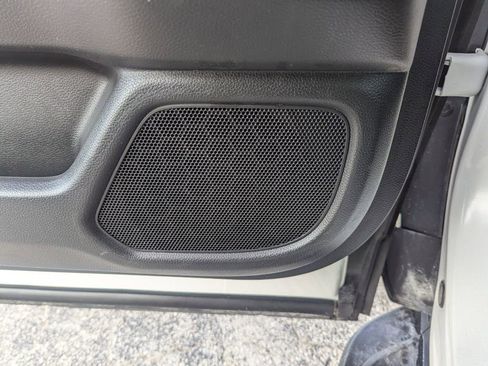 Used 2024 Honda Pilot EX-L image 18