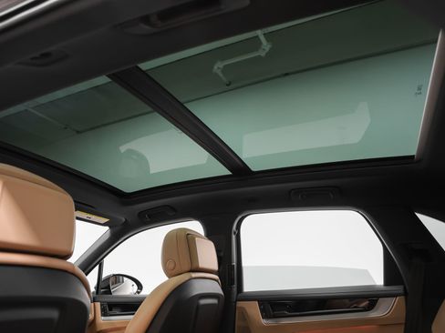 New 2026 Porsche Cayenne image 45