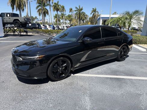 Certified 2025 Honda Accord Sport image 4