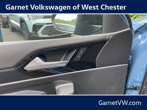 New 2026 Volkswagen Jetta GLI Autobahn FWD image 32