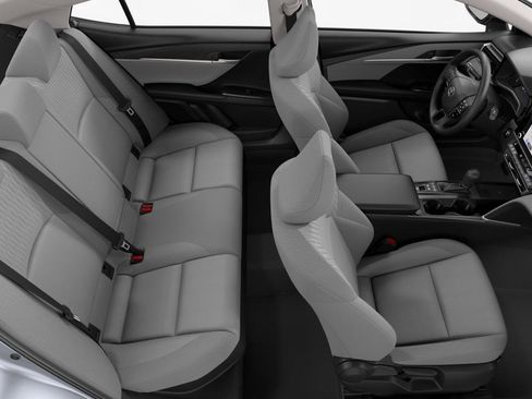 Used 2025 Toyota Camry LE image 40