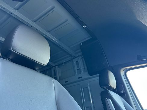 New 2026 Mercedes-Benz Sprinter 2500 image 17