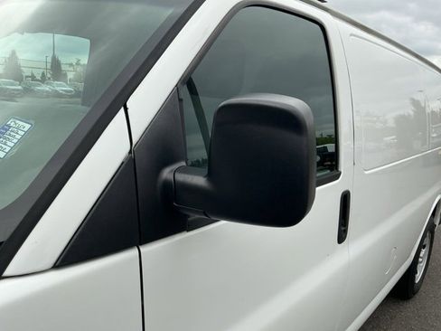 Used 2012 Chevrolet Express 1500 image 8