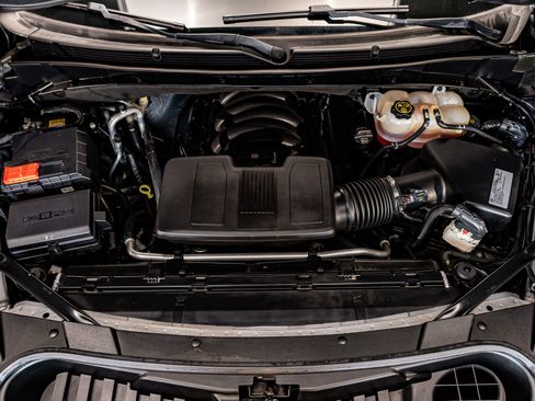 Used 2021 GMC Yukon Denali image 32