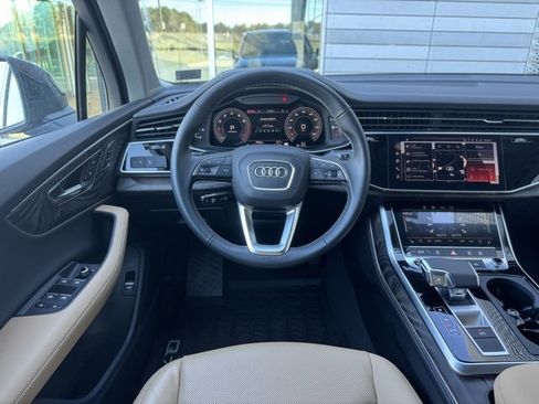 Certified 2025 Audi Q7 2.0T Premium Plus w/ Premium Plus Package image 12