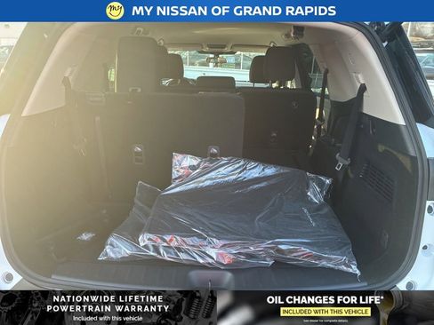 New 2026 Nissan Pathfinder SV image 14