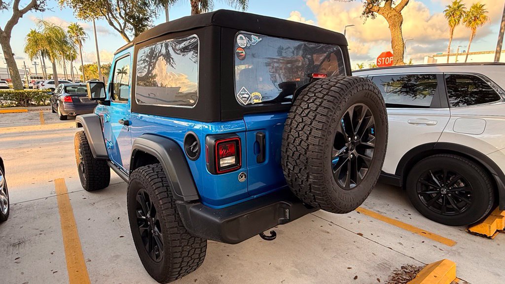 Used 2021 Jeep Wrangler Sport AWD/4WD image 5