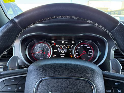 Used 2018 Dodge Charger SRT w/ Technology Group RWD image 23