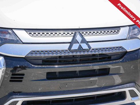 Used 2019 Mitsubishi Outlander ES FWD image 5