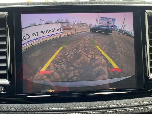 Used 2022 Chrysler Pacifica Touring-L w/ S Appearance Package image 30