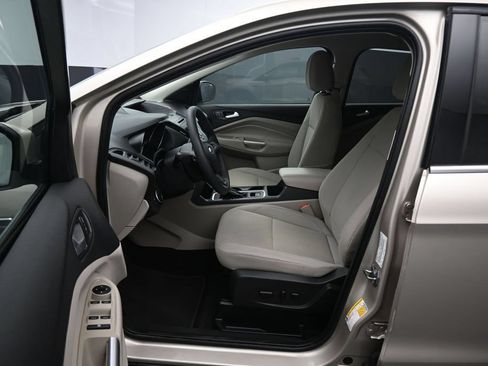 Used 2017 Ford Escape SE AWD/4WD image 11