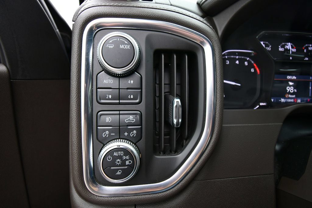 Used 2020 GMC Sierra 1500 SLT w/ SLT Premium Plus Package AWD/4WD image 25