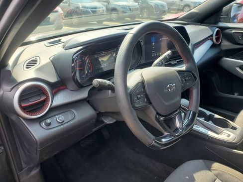 Certified 2024 Chevrolet Trax RS w/ Driver Confidence Package FWD image 19