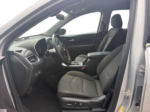 Used 2018 Chevrolet Equinox LT FWD image 9