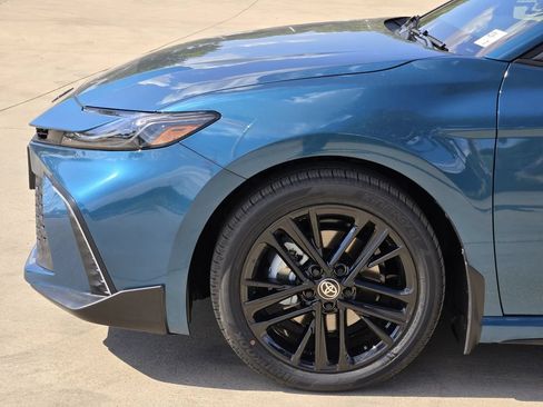 New 2026 Toyota Camry SE w/ Convenience Package FWD image 7