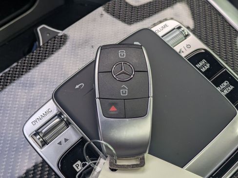 Certified 2025 Mercedes-Benz G 580 w/ EQ Technology image 29