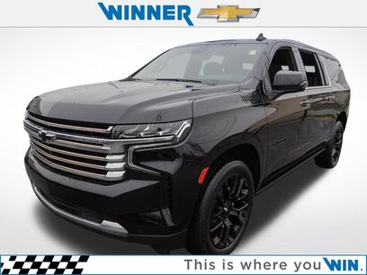 Used 2023 Chevrolet Suburban High Country w/ Premium Package 2