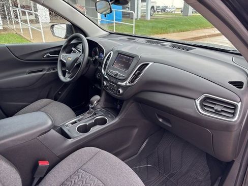Used 2024 Chevrolet Equinox LT w/ LPO, Floor Liner Package image 24