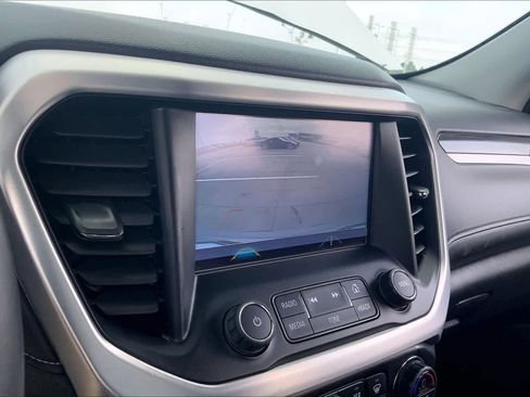 Used 2019 GMC Acadia SLT image 24