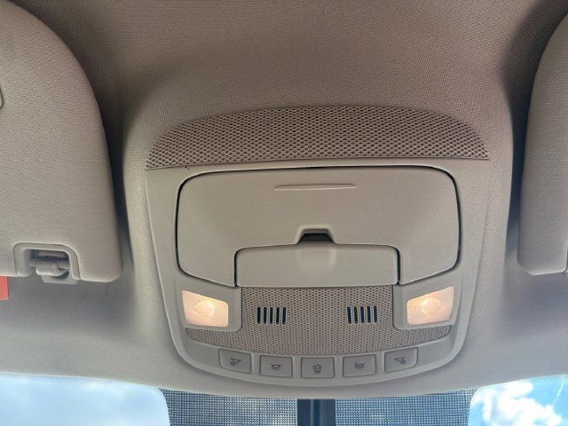 Used 2018 Ford Expedition XLT RWD image 7