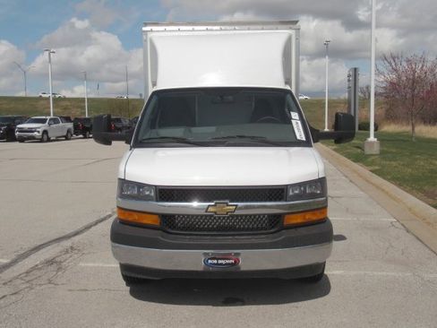 New 2024 Chevrolet Express 3500 w/ Power Convenience Package image 7