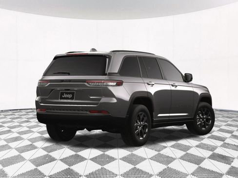 New 2025 Jeep Grand Cherokee Altitude image 8