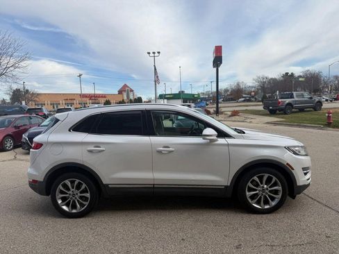 Used 2018 Lincoln MKC Select w/ Select Plus Package image 4
