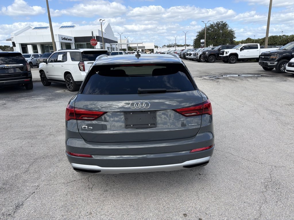 Used 2019 Audi Q3 2.0T Premium Plus w/ Premium Plus Package AWD/4WD image 4