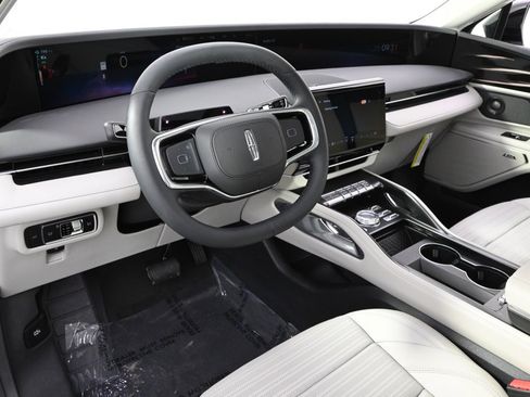 New 2026 Lincoln Nautilus Reserve w/ Jet Appearance Package image 12