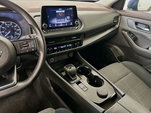 Used 2023 Nissan Rogue SV image 25