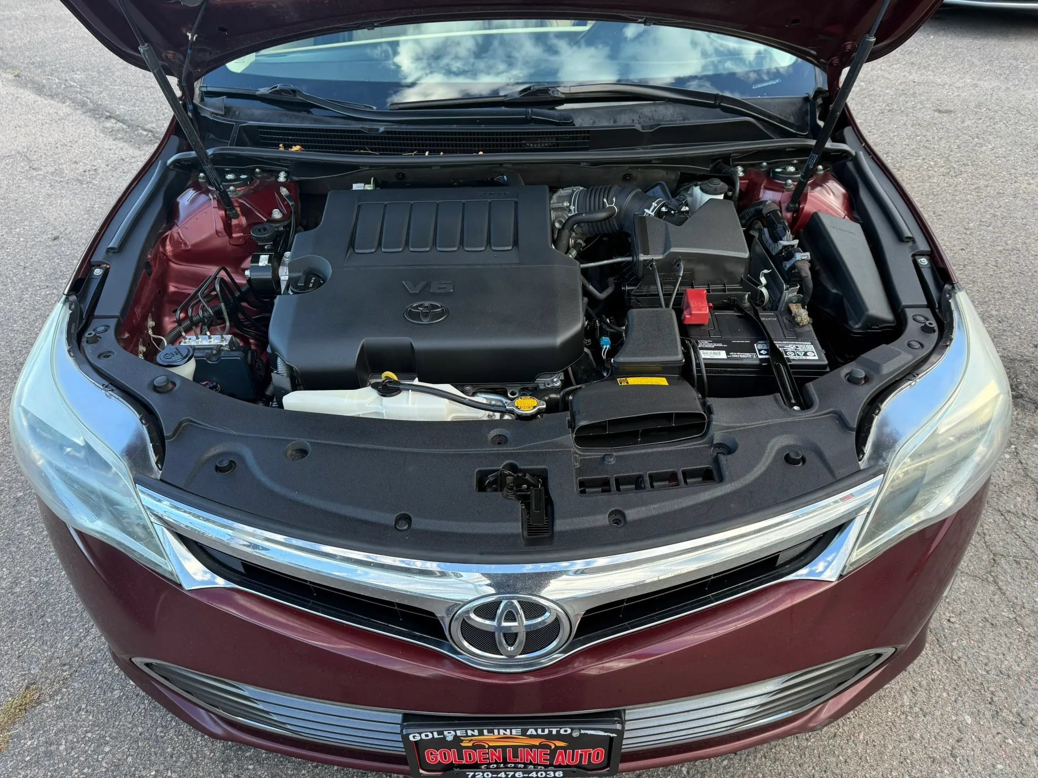 Used 2013 Toyota Avalon XLE Touring FWD image 25