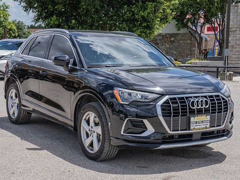 Used 2020 Audi Q3 2.0T Premium AWD/4WD image 3