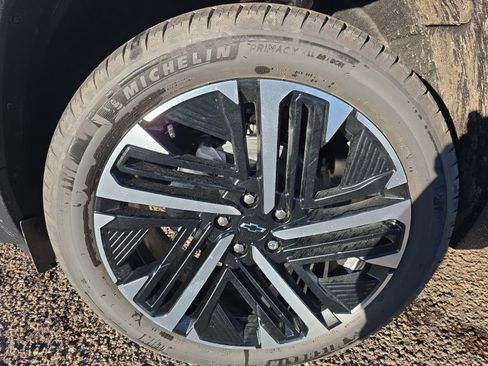 New 2026 Chevrolet Equinox RS w/ Convenience Package III image 11