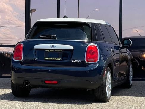 Used 2015 MINI Cooper 4-Door Hardtop image 13