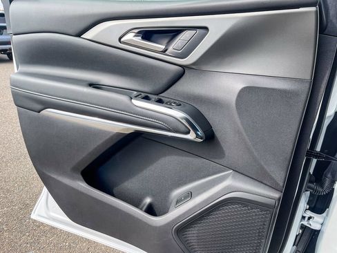 New 2026 Chevrolet Traverse LT w/ Midnight/Sport Edition image 19