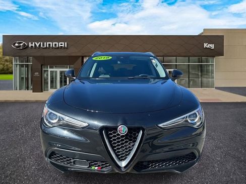 Used 2018 Alfa Romeo Stelvio Ti image 2
